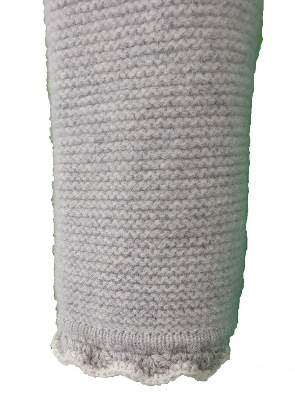 Astrifa - Strickjacke "Bedollo" aus Merinowolle in hellgrau