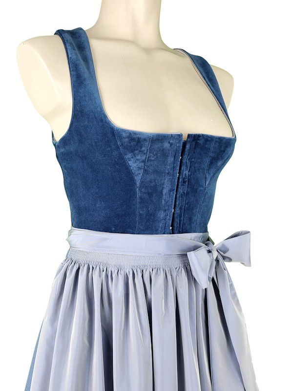 70 cm - Dirndl "Wiessee" mit Samtmieder in rauchblau von Hammerschmid