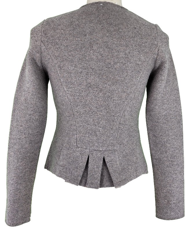 Astrifa - Strickjacke Capri mit Schoßerl aus Merinowolle in beige